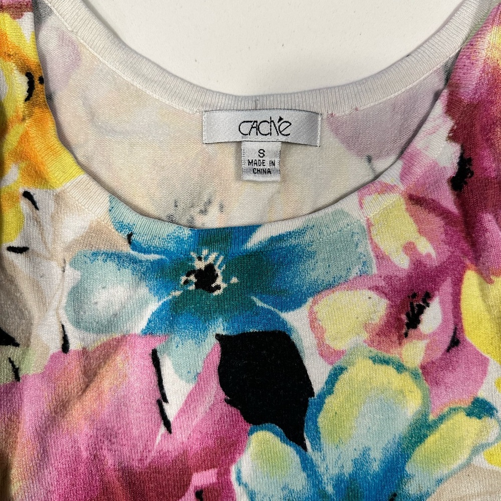 Cache floral sweater top - Picture 2 of 4